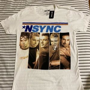 *NSYNC T-Shirt Size Medium Hot Topic New